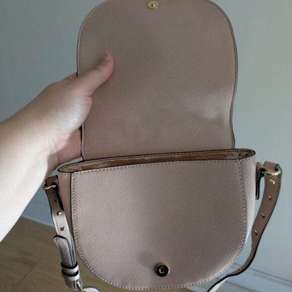 Victoria's Secret Pale Pink and Gold Crossbody Purse - Picture 4 of 11